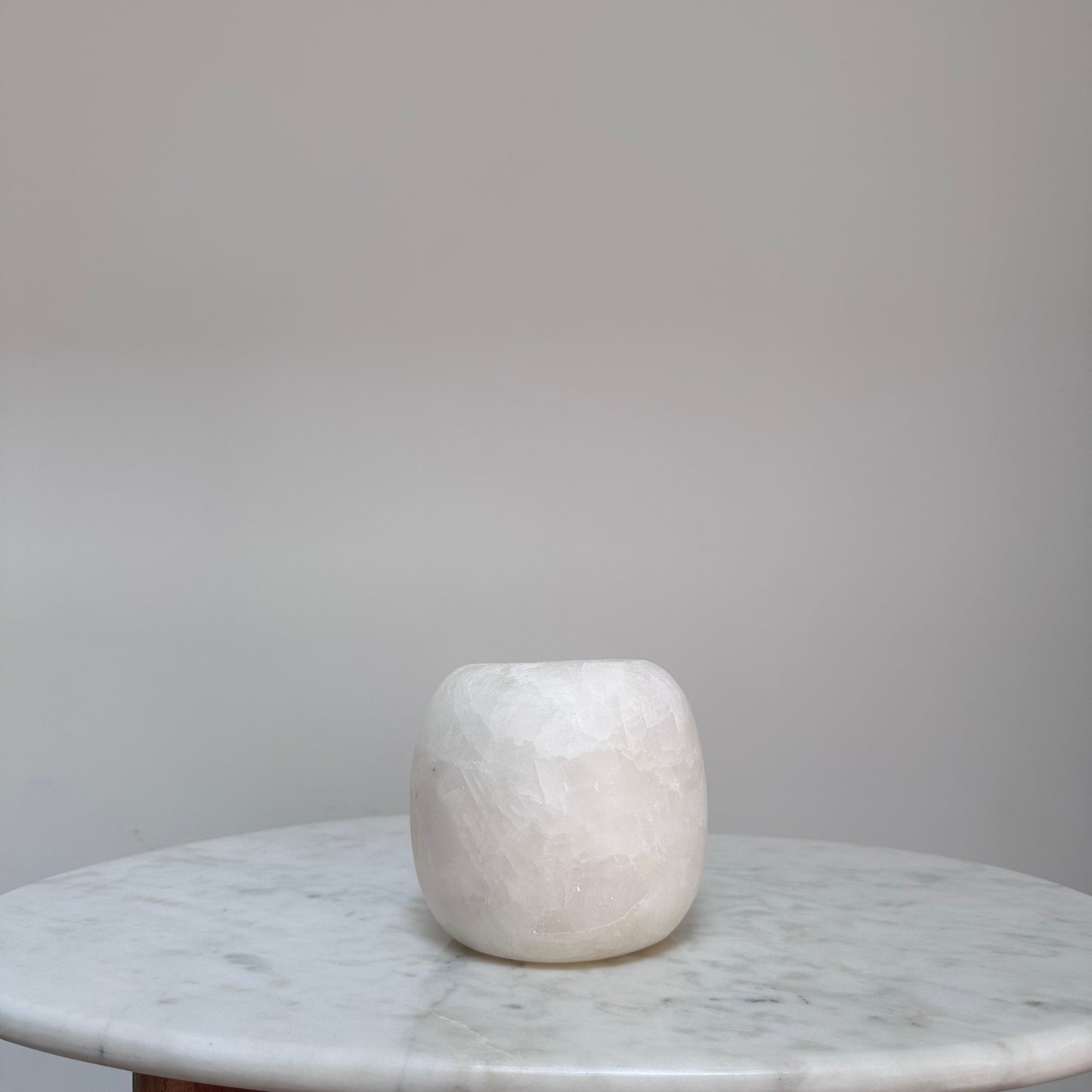 Ivory White L|1