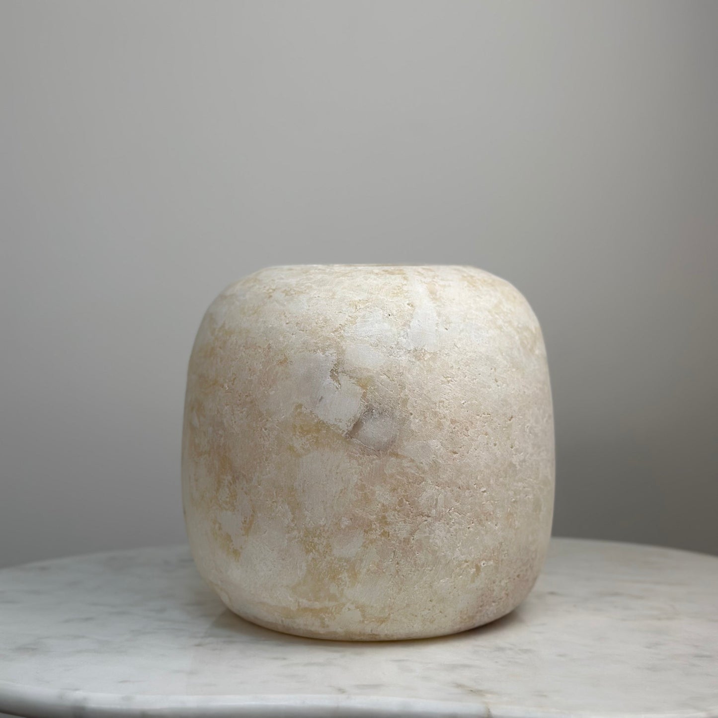 Ivory White Rond 002 - XXL