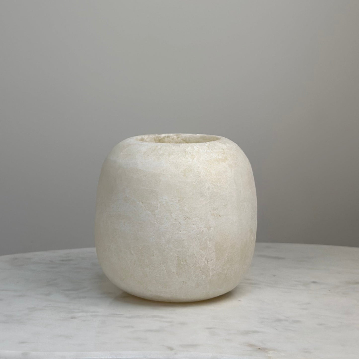 Ivory White Rond 003 - Large
