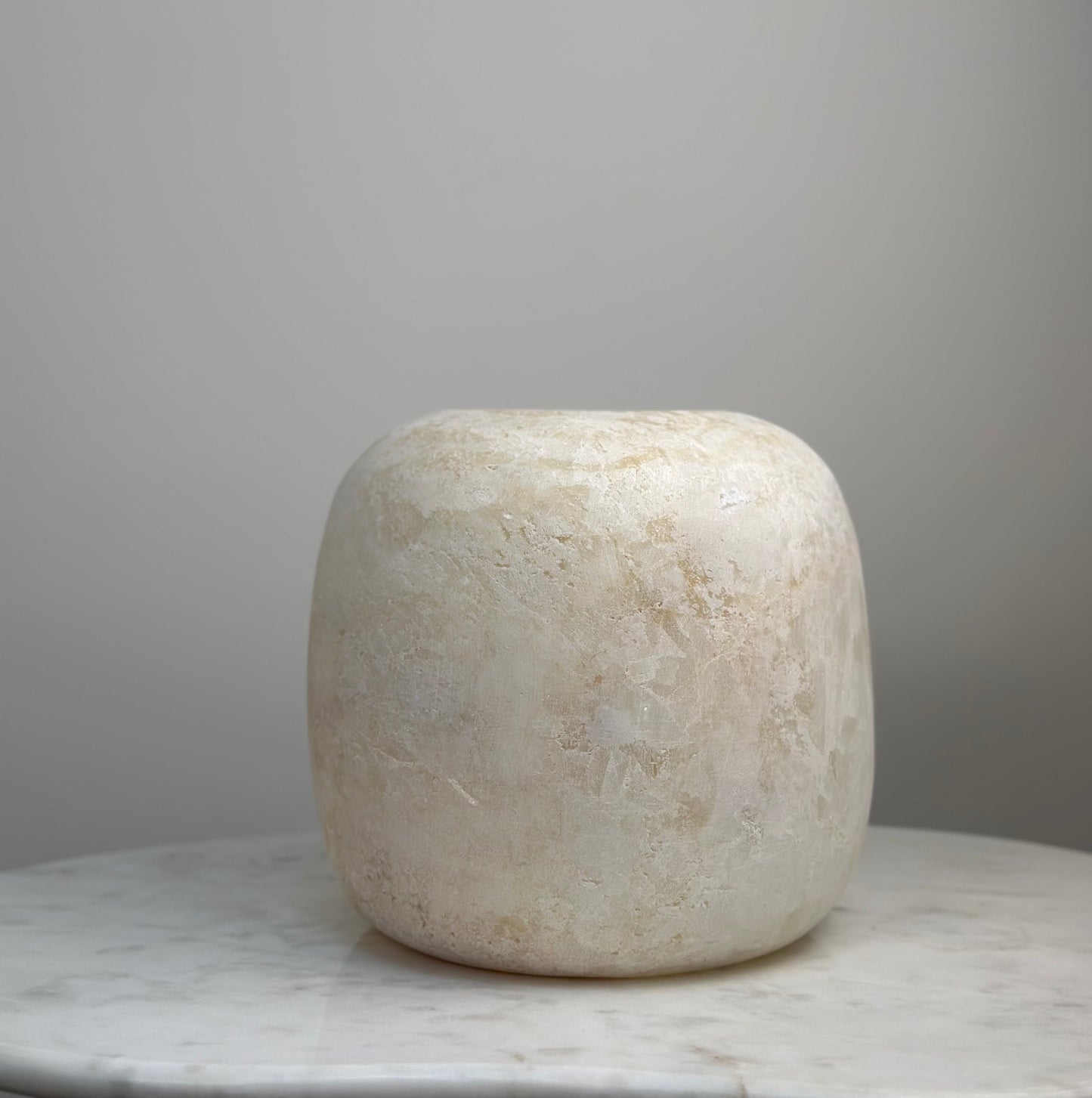 Ivory White Rond 002 - XXL